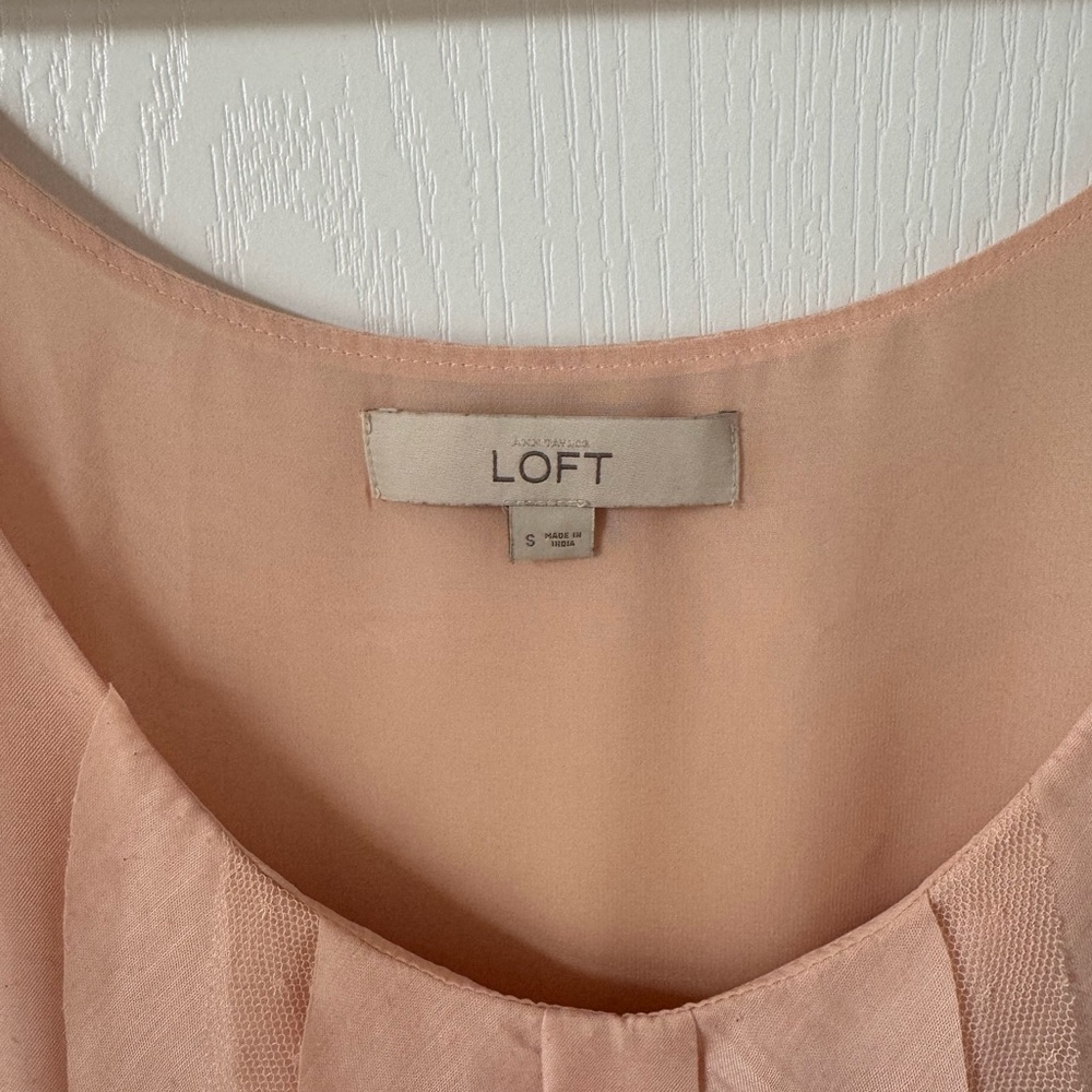 Loft Top - Picture 2 of 4